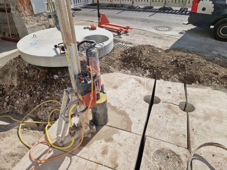Betonspalten 2 Vorbereitung mittels Kernbohrungen